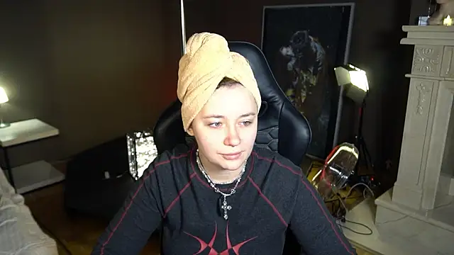 carolina elf online show from February 2025 05:55:01 AM