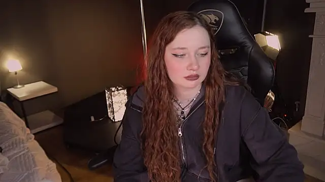 carolina elf online show from February 2025 09:11:01 AM