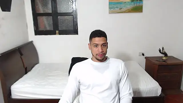 Jhors  Collens online show from October 2025 01:41:02 AM