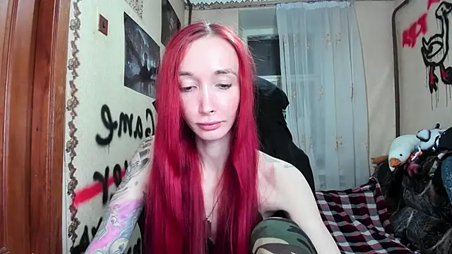 Snapshot of Roxy_Silver chatting on January 2026 07:19:01 PM Roxy Silver online show from January 2026 07:19:01 PM