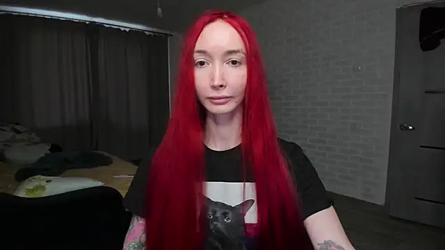 Snapshot of Roxy_Silver chatting on February 2026 11:39:02 AM Roxy Silver online show from February 2026 11:39:02 AM