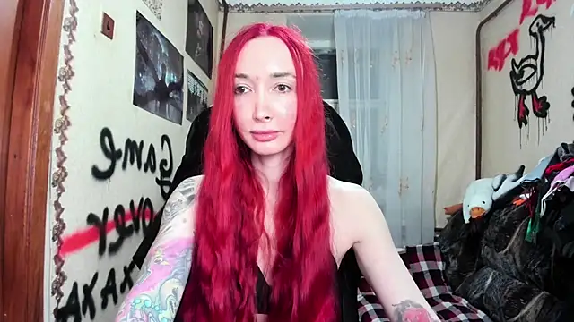 Roxy Silver online show from April 2026 08:50:01 PM