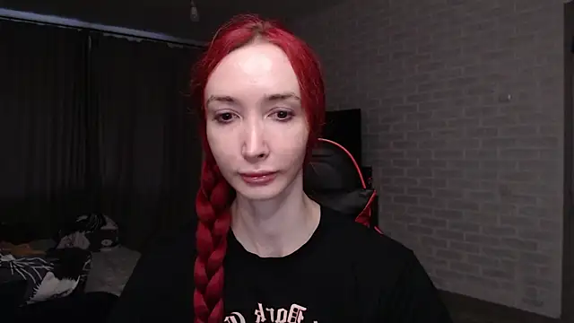 Snapshot of Roxy_Silver chatting on June 2026 12:25:01 PM Roxy Silver online show from June 2026 12:25:01 PM
