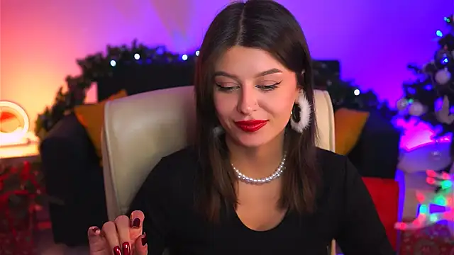 NicoleMun online show from December 2024 04:25:01 PM