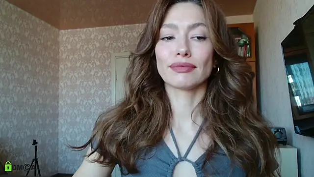 alicia spicy online show from September 2025 07:32:01 AM