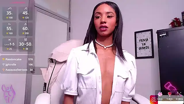 xenia golden online show from February 2025 04:11:02 PM