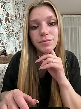Snapshot of adel_secret chatting on May 2026 07:20:02 PM adel secret online show from May 2026 07:20:02 PM
