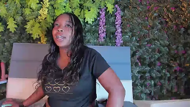 Snapshot of Charlotte__Brown_ chatting on January 2025 10:31:02 AM Charlotte Brown online show from January 2025 10:31:02 AM