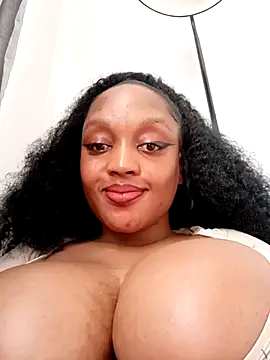 Snapshot of Busty_Bambi chatting on May 2026 10:00:02 AM Busty Bambi online show from May 2026 10:00:02 AM