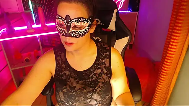 Maria A MUDA online show from March 2025 09:48:01 PM