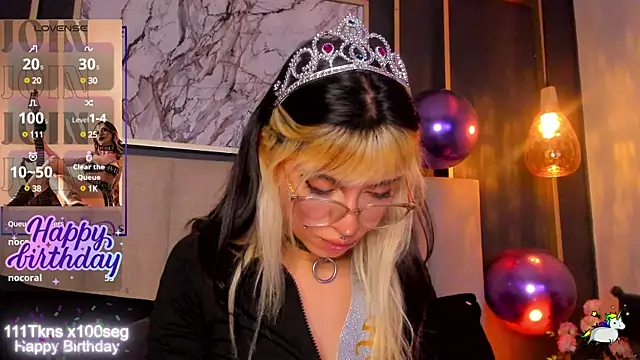 Violetta Nur online show from December 2024 07:58:02 AM