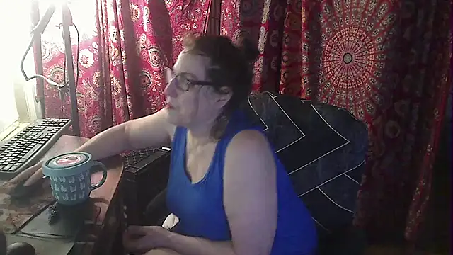 Snapshot of Ireallysquirt chatting on February 2026 11:36:02 PM Ireallysquirt online show from February 2026 11:36:02 PM