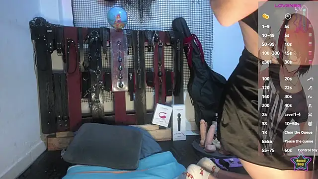 Snapshot of _Hanna_white_ chatting on February 2026 03:13:02 AM Hanna white online show from February 2026 03:13:02 AM