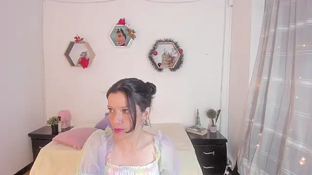 Snapshot of Paloma_victory chatting on December 2024 08:32:01 PM Paloma victory online show from December 2024 08:32:01 PM