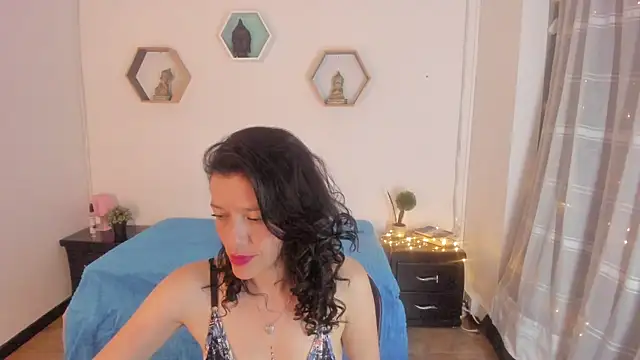 Snapshot of Paloma_victory chatting on January 2025 11:24:01 PM Paloma victory online show from January 2025 11:24:01 PM