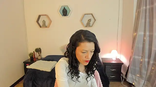 Snapshot of Paloma_victory chatting on November 2025 09:17:01 PM Paloma victory online show from November 2025 09:17:01 PM