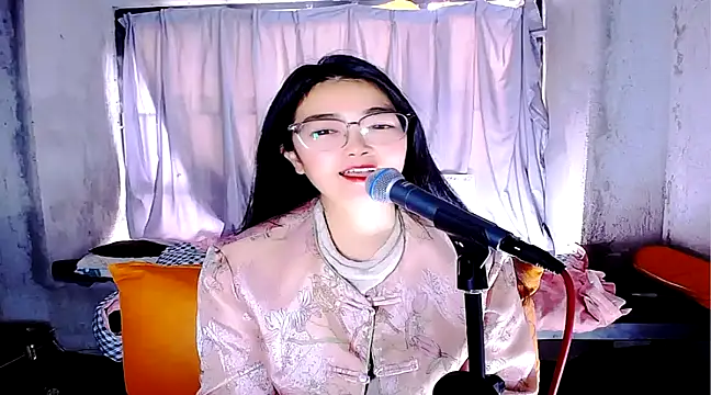 Floor oo online show from March 2025 05:45:02 AM