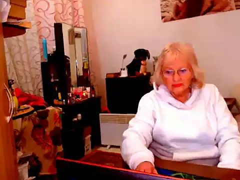 Natali7634 online show from February 2025 03:54:02 PM