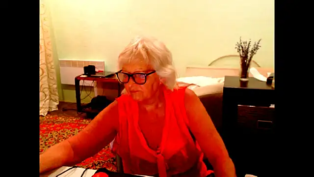 Snapshot of Natali7634 chatting on June 2026 04:20:01 AM Natali7634 online show from June 2026 04:20:01 AM