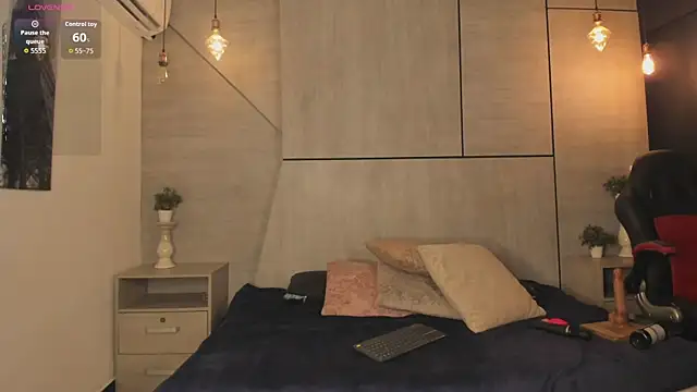Snapshot of jenaa_ chatting on June 2026 01:01:02 PM jenaa online show from June 2026 01:01:02 PM