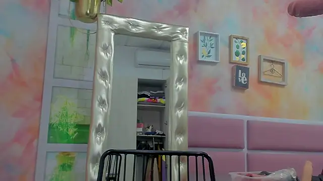 Idiris big online show from March 2025 04:10:01 PM