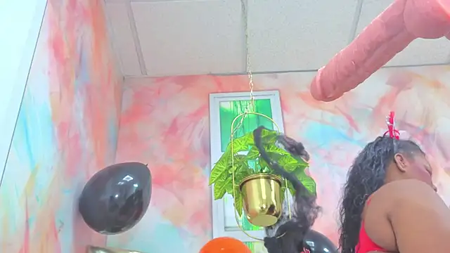 Idiris big online show from October 2025 01:55:02 PM