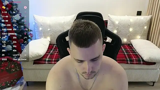 Snapshot of Larstar01 chatting on January 2026 11:21:01 PM Larstar01 online show from January 2026 11:21:01 PM