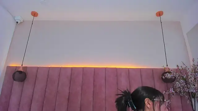 Snapshot of MarianaBranzz chatting on January 2025 02:47:01 PM MarianaBranzz online show from January 2025 02:47:01 PM