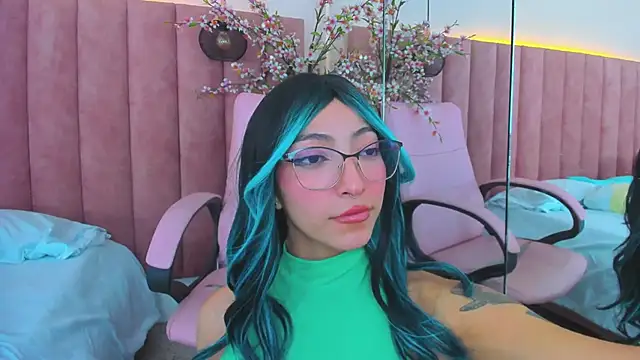 Snapshot of MarianaBranzz chatting on February 2025 07:15:02 PM MarianaBranzz online show from February 2025 07:15:02 PM