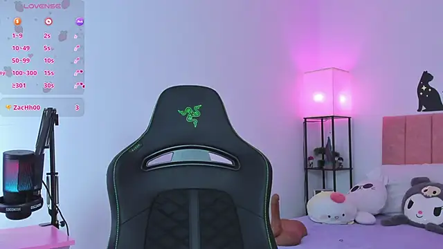 Snapshot of MarianaBranzz chatting on September 2025 08:14:01 PM MarianaBranzz online show from September 2025 08:14:01 PM