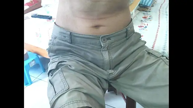 Snapshot of triangle0623 chatting on July 2026 03:22:01 AM triangle0623 online show from July 2026 03:22:01 AM