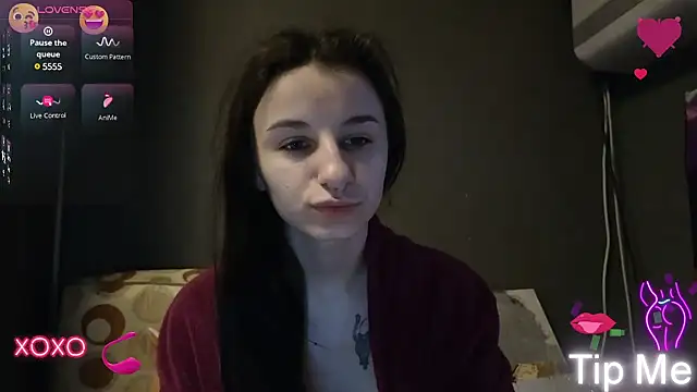 Snapshot of _Nika_Kik chatting on January 2025 01:28:01 PM Nika Kik online show from January 2025 01:28:01 PM