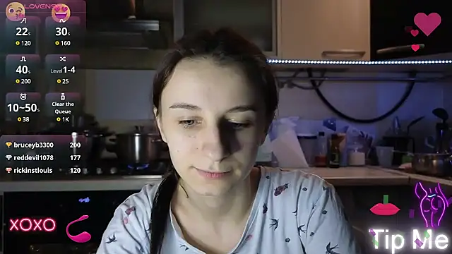 Snapshot of _Nika_Kik chatting on January 2025 07:32:02 PM Nika Kik online show from January 2025 07:32:02 PM