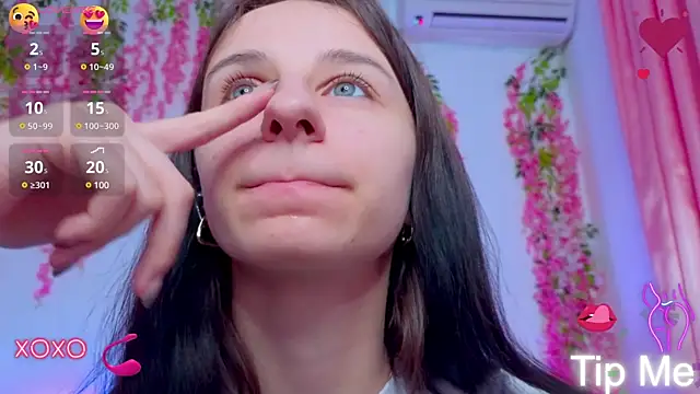 Snapshot of _Nika_Kik chatting on February 2025 09:13:01 PM Nika Kik online show from February 2025 09:13:01 PM