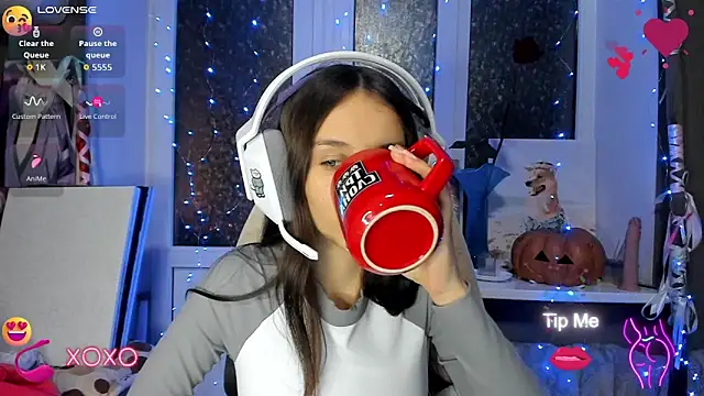 Snapshot of _Nika_Kik chatting on October 2025 06:31:02 PM Nika Kik online show from October 2025 06:31:02 PM