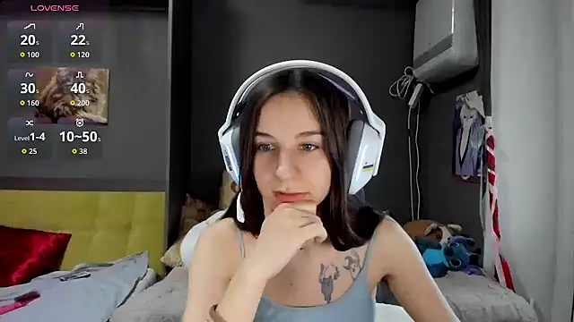  Nika Kik online show from March 2026 12:30:01 PM