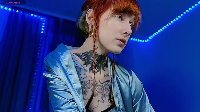 Snapshot of Littlespacemouse chatting on January 2025 12:34:02 AM Littlespacemouse online show from January 2025 12:34:02 AM