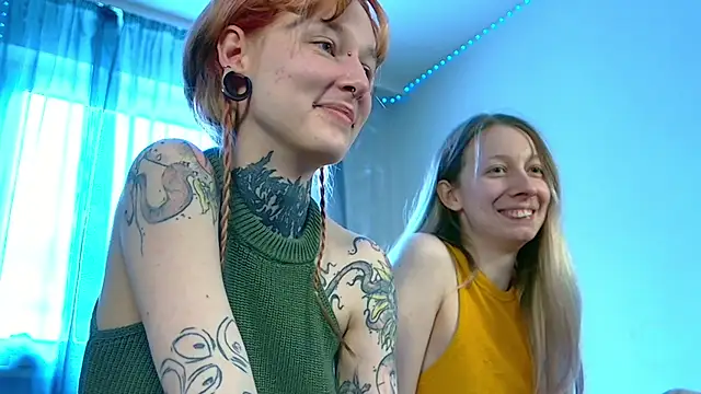 Snapshot of Littlespacemouse chatting on February 2025 08:26:02 AM Littlespacemouse online show from February 2025 08:26:02 AM