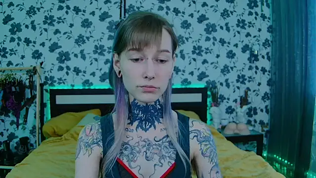 Snapshot of Littlespacemouse chatting on September 2025 12:32:01 PM Littlespacemouse online show from September 2025 12:32:01 PM