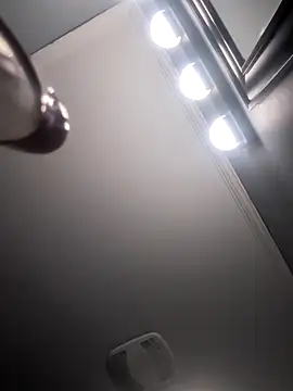 jonnyjenner online show from February 2026 04:28:02 AM