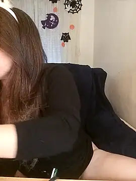 Snapshot of Kimiechanuwu chatting on October 2025 04:31:02 PM Kimiechanuwu online show from October 2025 04:31:02 PM