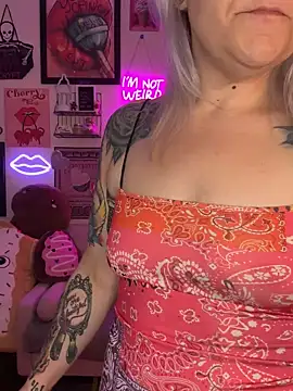 CherryBombBomb online show from February 2025 04:31:01 AM