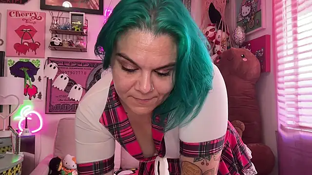 CherryBombBomb online show from October 2025 07:10:02 PM