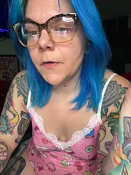 CherryBombBomb online show from January 2026 06:29:02 AM