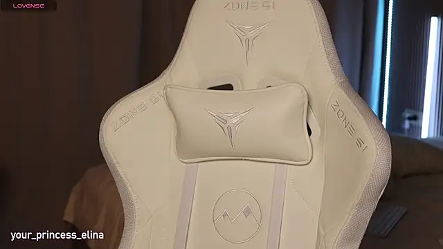  Pretty Doll  online show from December 2024 06:54:02 PM