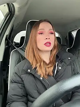 Snapshot of LavenderHot chatting on December 2024 04:37:02 AM LavenderHot online show from December 2024 04:37:02 AM