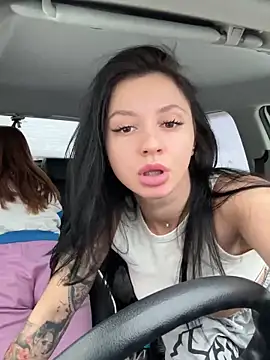 Snapshot of LavenderHot chatting on January 2025 09:15:01 AM LavenderHot online show from January 2025 09:15:01 AM