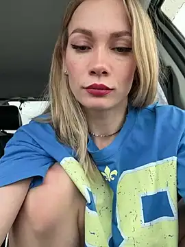 Snapshot of LavenderHot chatting on January 2025 06:20:02 AM LavenderHot online show from January 2025 06:20:02 AM