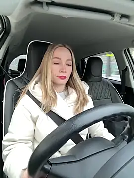 Snapshot of LavenderHot chatting on January 2025 03:06:02 AM LavenderHot online show from January 2025 03:06:02 AM