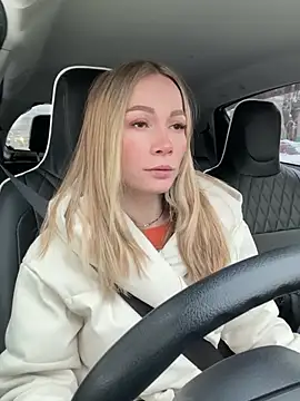 Snapshot of LavenderHot chatting on January 2025 03:15:02 AM LavenderHot online show from January 2025 03:15:02 AM